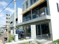 湘南鎌倉七里ガ浜bills(ビルズ)の外観