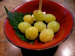 鎌倉小町通りの炉端焼き卯月の銀杏