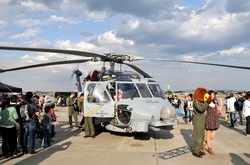 厚木基地Sikorsky S-70 (H-60 Black Hawk/Seahawk)