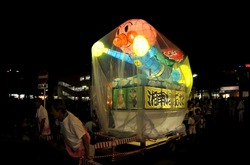 六会日大前駅のお祭り「湘南ねぶた2013」