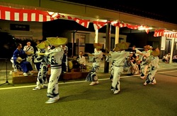 新潟県佐渡島の相川の金山祭りの佐渡おけさ