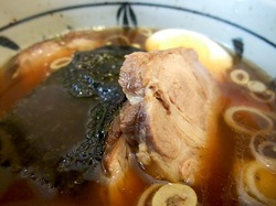六会日大前豪快のチャーシューつけ麺