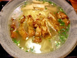 藤沢市善行の無化調ラーメン「ドラゴンキッチン」の塩パイコーメン
