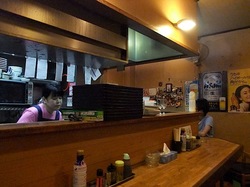 藤沢市用田&御所見のらーめん処よなかそばの店内