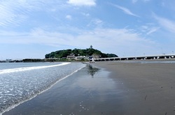 �]�m���̃g���{�����ۂŊ������ɊC�݂ƒn������