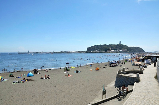 湘南江ノ島片瀬海岸東浜海水浴場