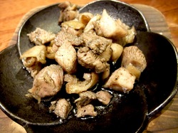 鎌倉のそば懐石峰本の砂肝焼き
