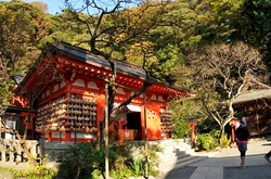 鎌倉紅葉散策の荏柄天神社