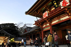 鎌倉鶴岡八幡宮のパワースポットお守り強運掴み矢