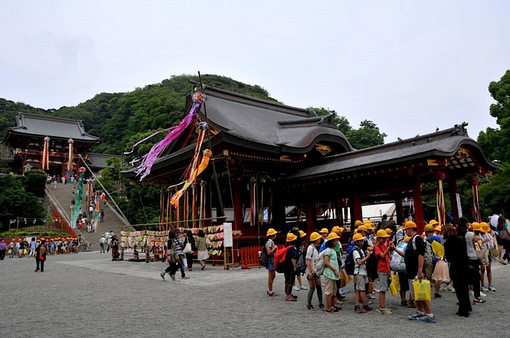 鎌倉鶴岡八幡宮の七夕祭り2014舞殿&本殿の七夕飾り