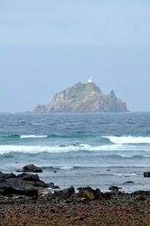 湘南藤沢から五島列島へ宇久島の沖の古志岐島の灯台