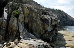 世界遺産を目指す五島列島のカトリック教会群上五島若松島のキリシタン洞窟