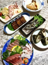 五島列島のグルメ情報海鮮系は福江島菜づ菜の刺身とたかぜみなつぼ焼き