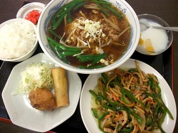 藤沢市善行のリーズナブルな中華店大福の青椒肉絲定食