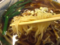 藤沢市善行のリーズナブルな中華店大福の正油ラーメン